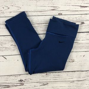 NIKE Dri Fit LEGEND 2.0 TIGHT FIT CAPRI Blue S